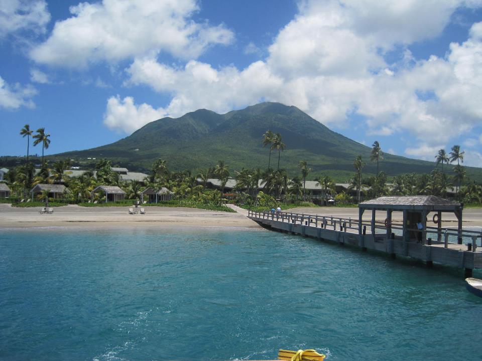 228502_10101877650739683_1124422471_n